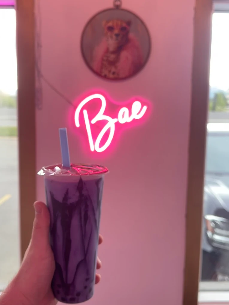 Neon bae sign